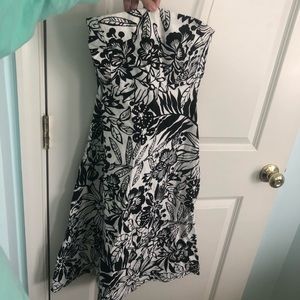 Gap B&W Floral Strapless Dress